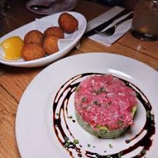 Chez Moi signature dishes Steak Tartare
Escargots
Beef Bourguignon